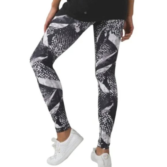 Lululemon Wunder Under Legging-Black/White/Grey-Size 10 - Picture 2 of 8